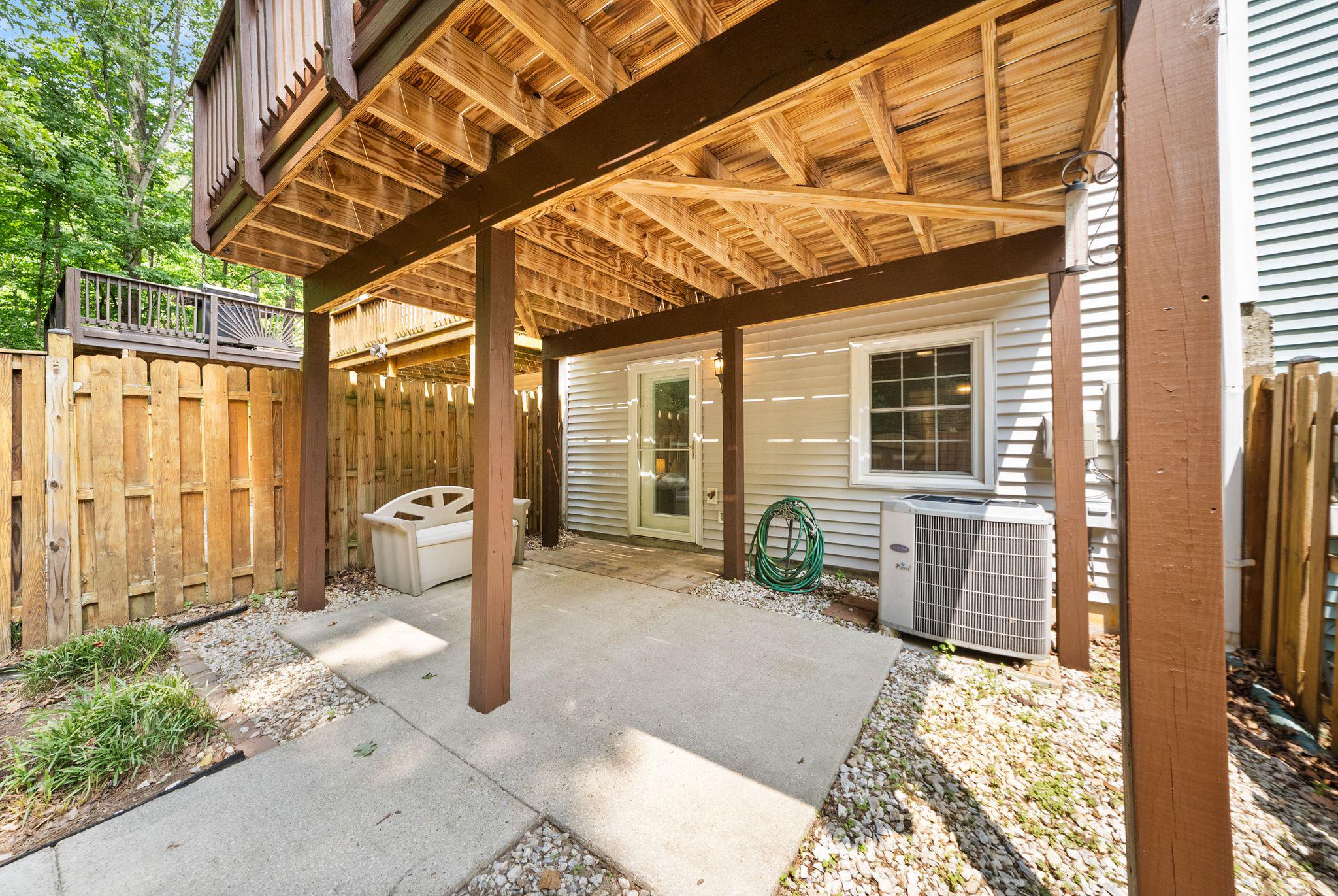 15325 WATERS EDGE COURT