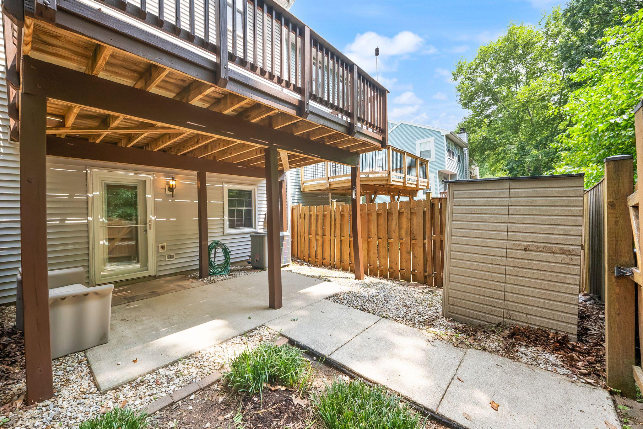 15325 WATERS EDGE COURT
