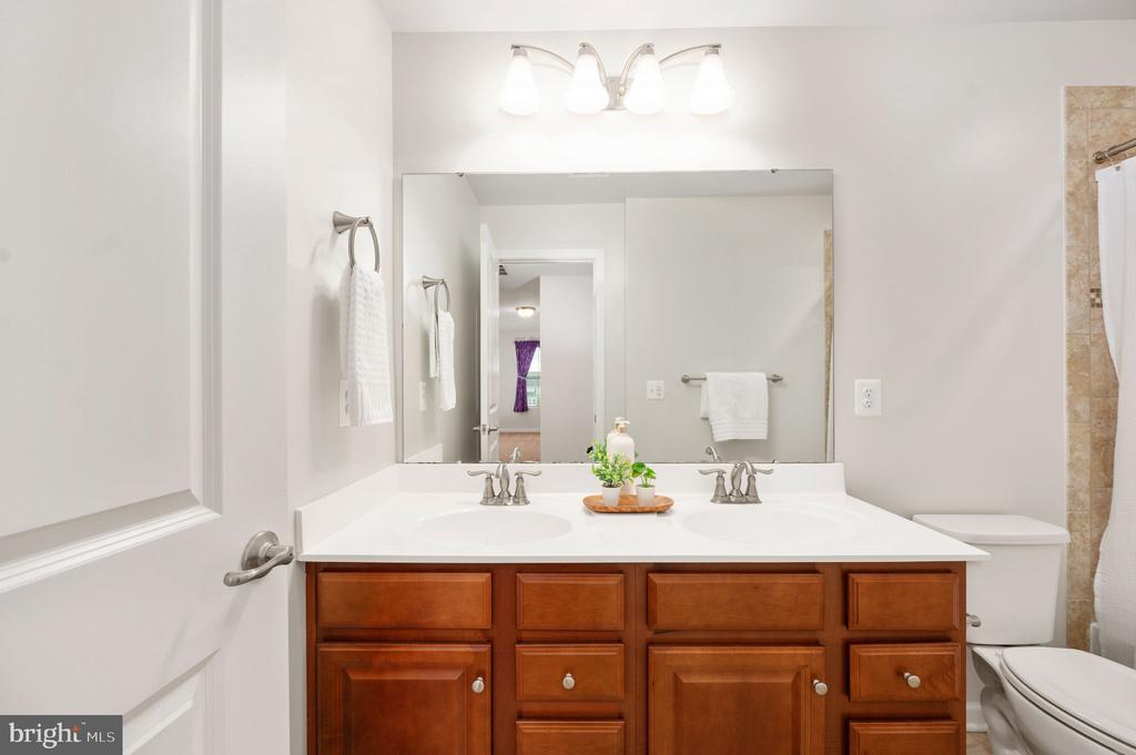 2505 SWEET CLOVER COURT