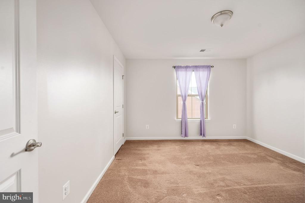 2505 SWEET CLOVER COURT