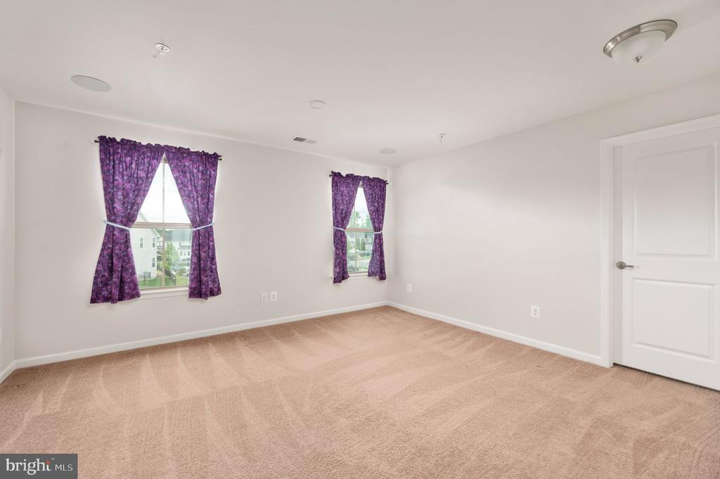 2505 SWEET CLOVER COURT
