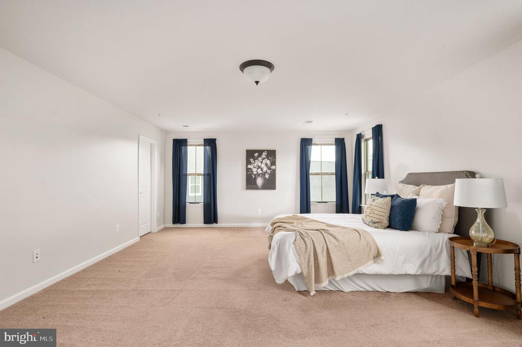 2505 SWEET CLOVER COURT