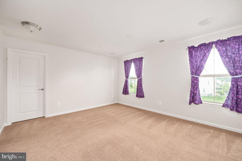 2505 SWEET CLOVER COURT