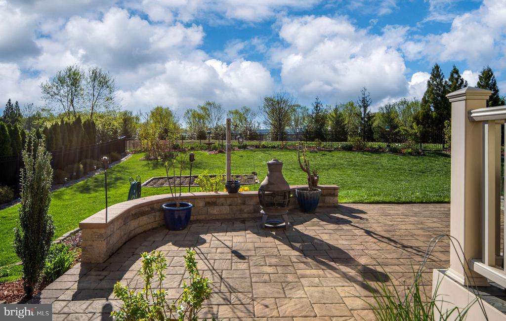 2505 SWEET CLOVER COURT