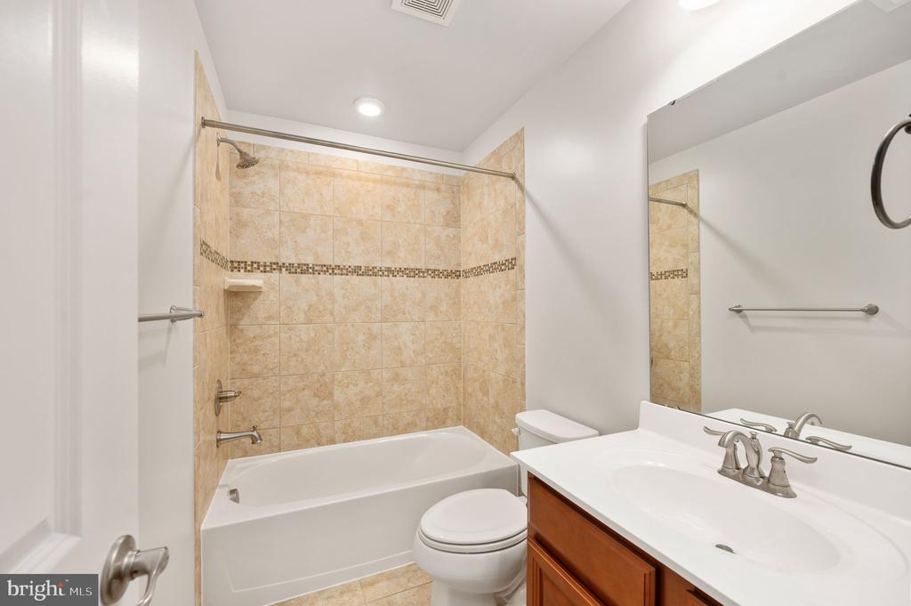 2505 SWEET CLOVER COURT