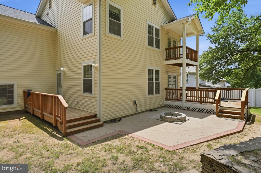 16818 FRANCIS WEST LANE