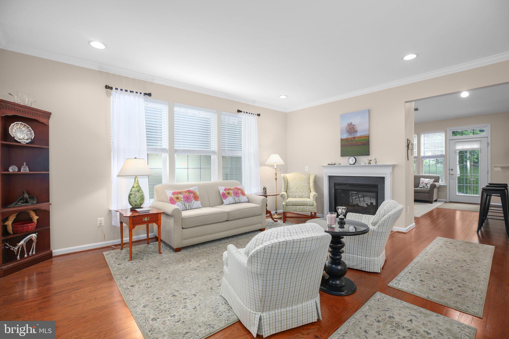 3944 SOLSTICE LANE