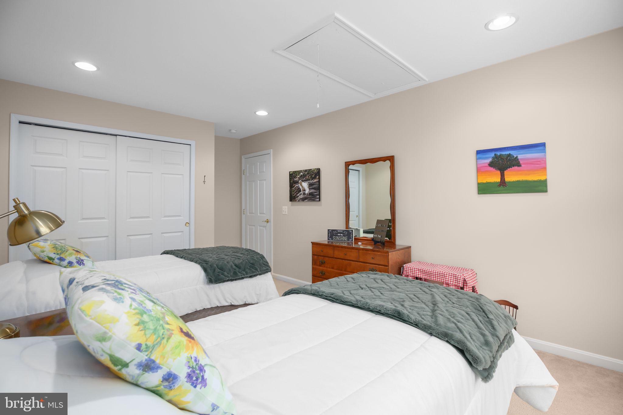 3944 SOLSTICE LANE