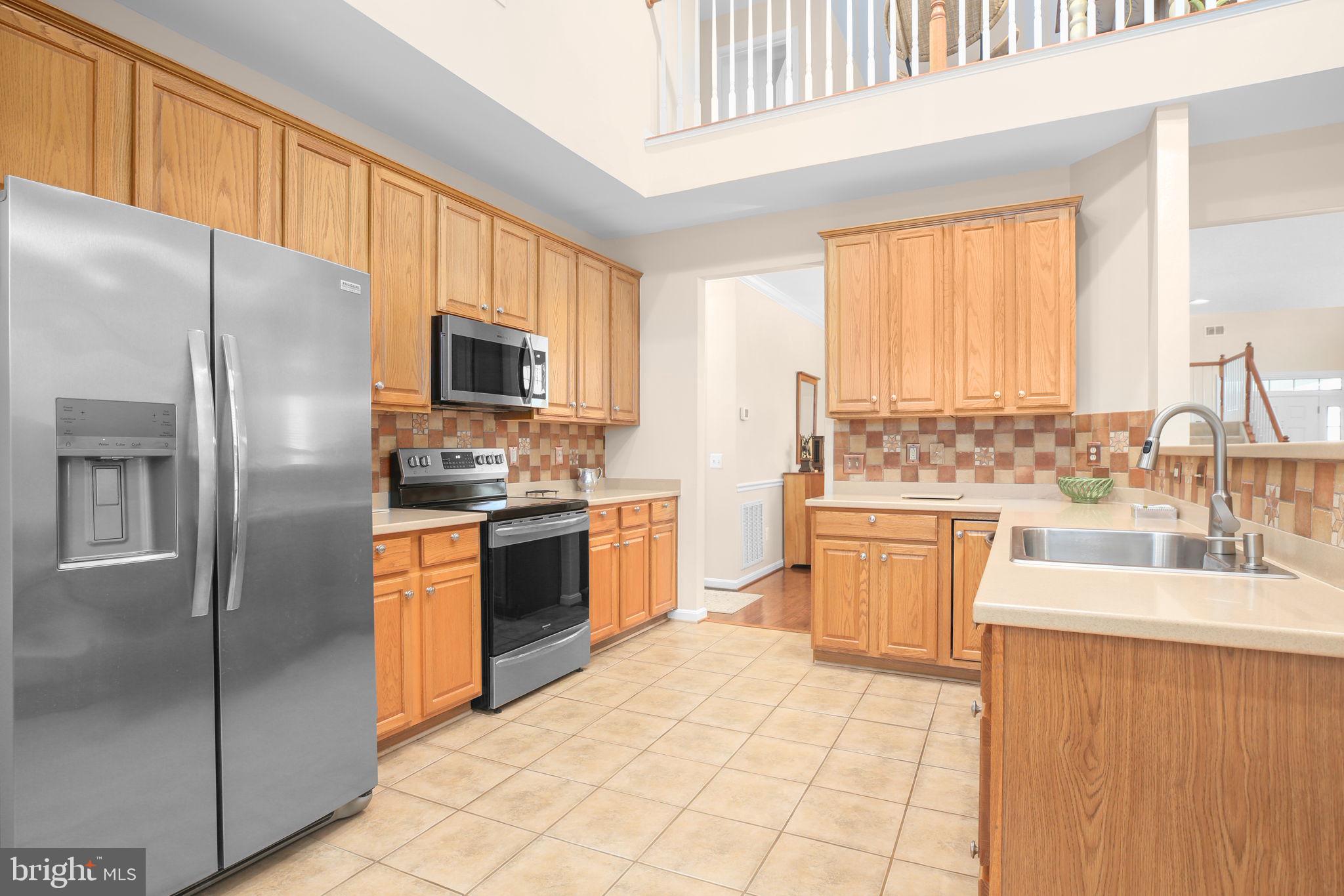 3944 SOLSTICE LANE