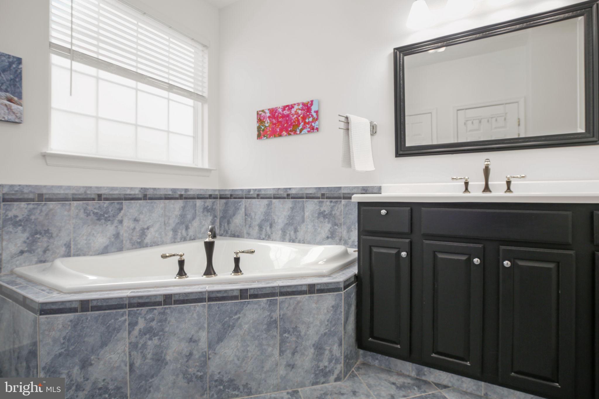 3944 SOLSTICE LANE