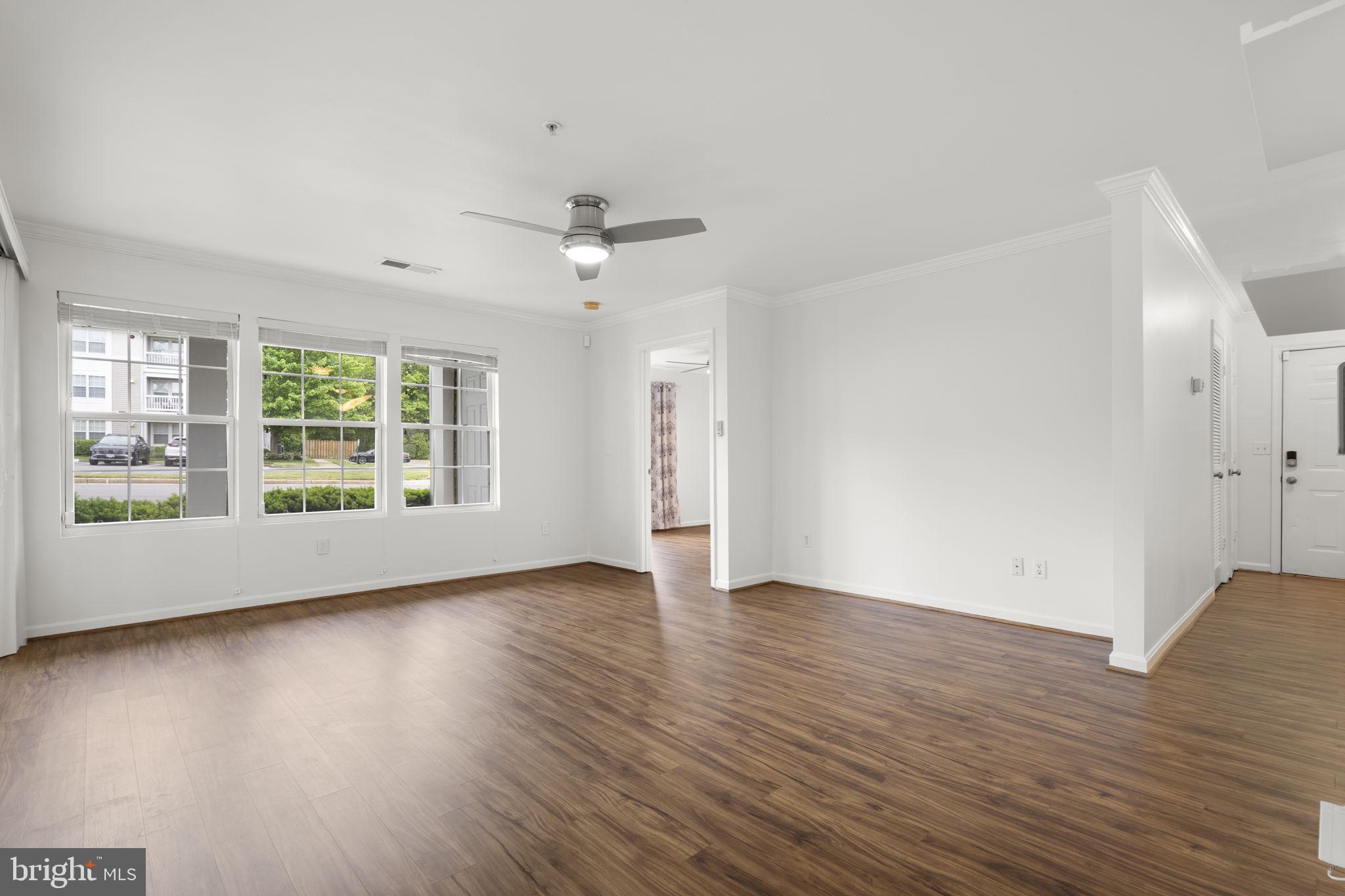14162 CUDDY LOOP