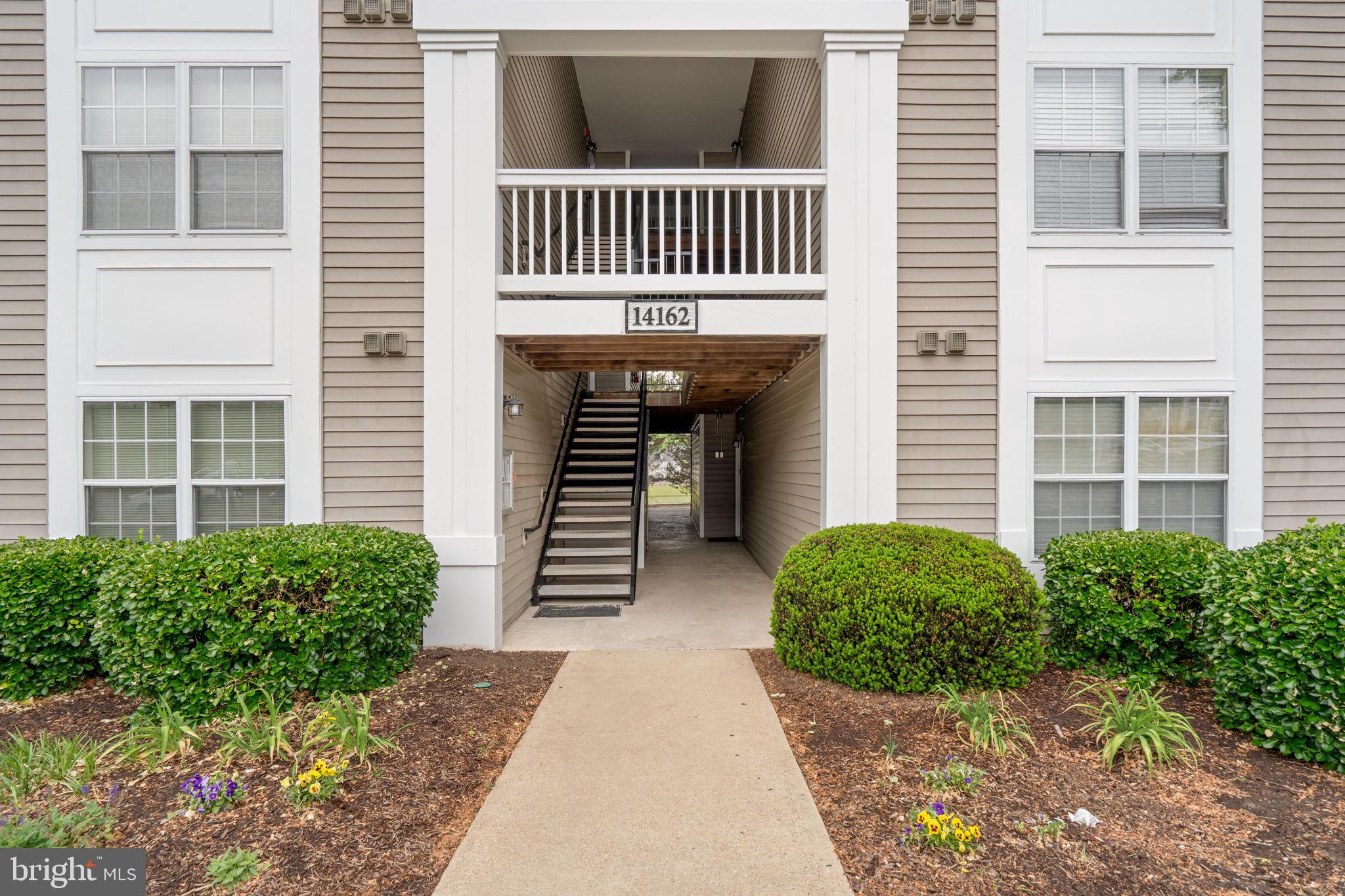 14162 CUDDY LOOP