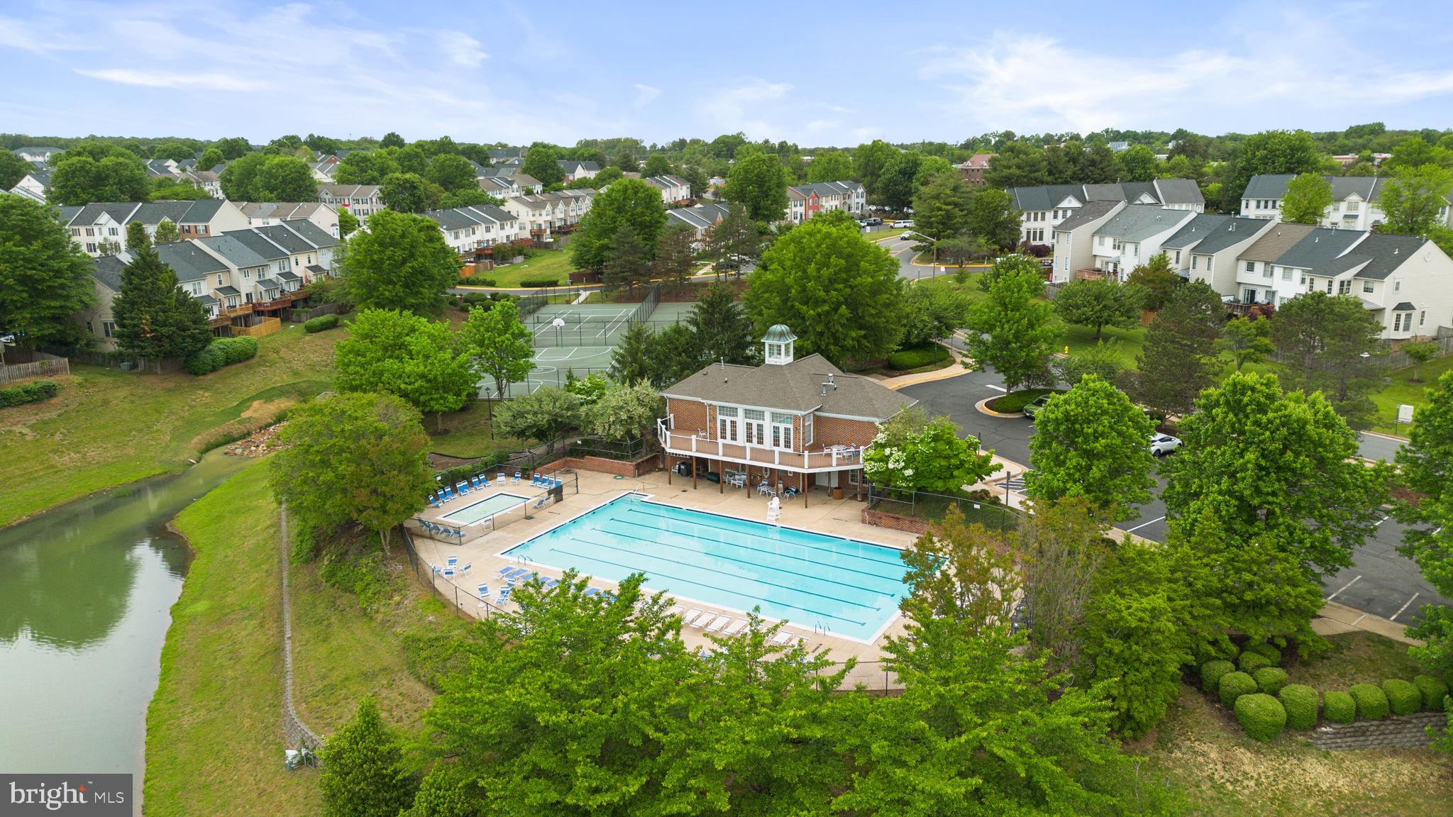 14162 CUDDY LOOP
