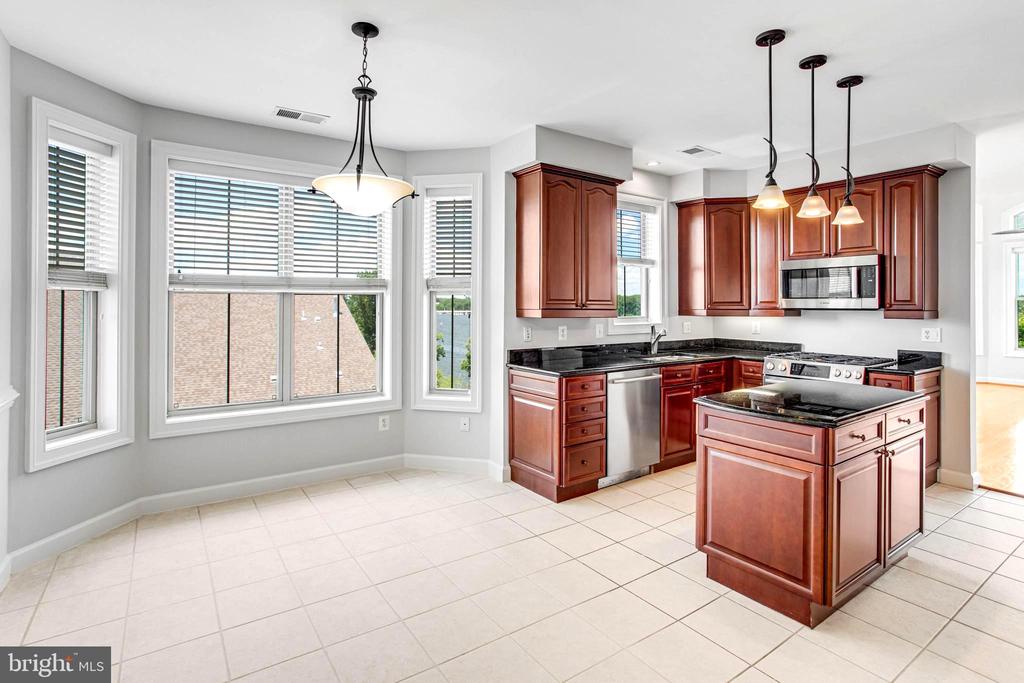 440 BELMONT BAY DRIVE 404