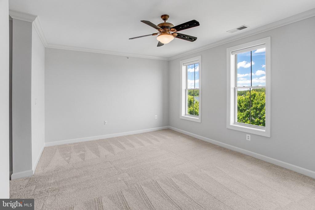 440 BELMONT BAY DRIVE 404