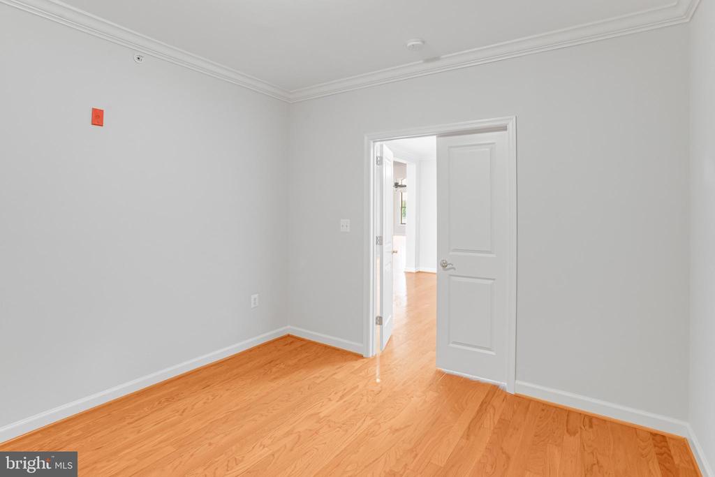 440 BELMONT BAY DRIVE 404