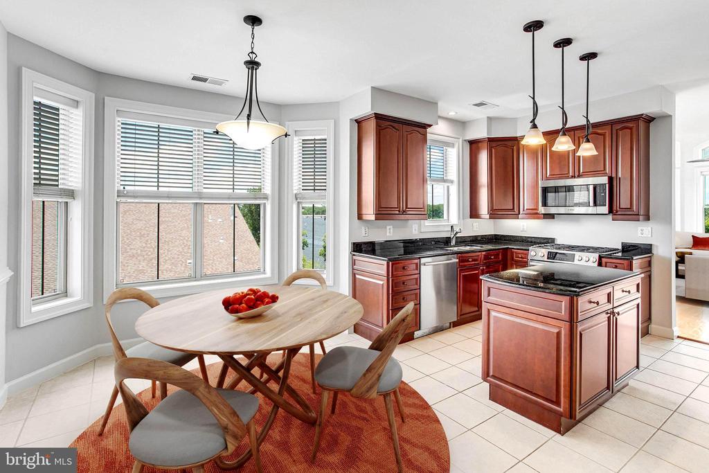 440 BELMONT BAY DRIVE 404