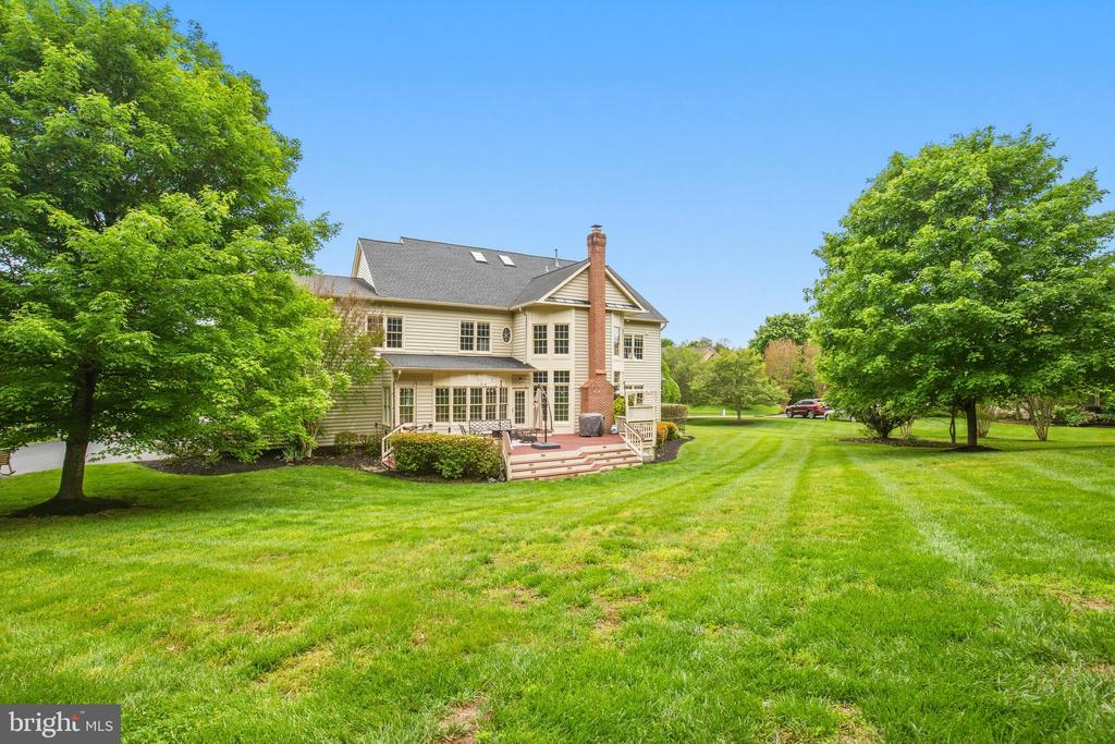 5528 ROAN CHAPEL DRIVE
