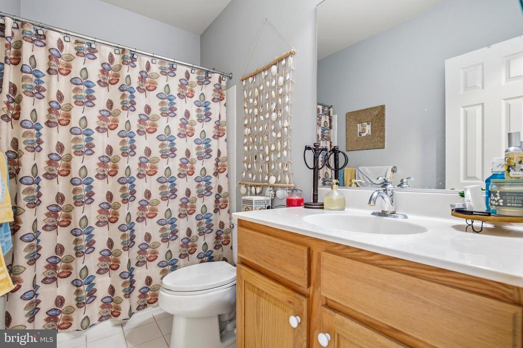 5528 ROAN CHAPEL DRIVE