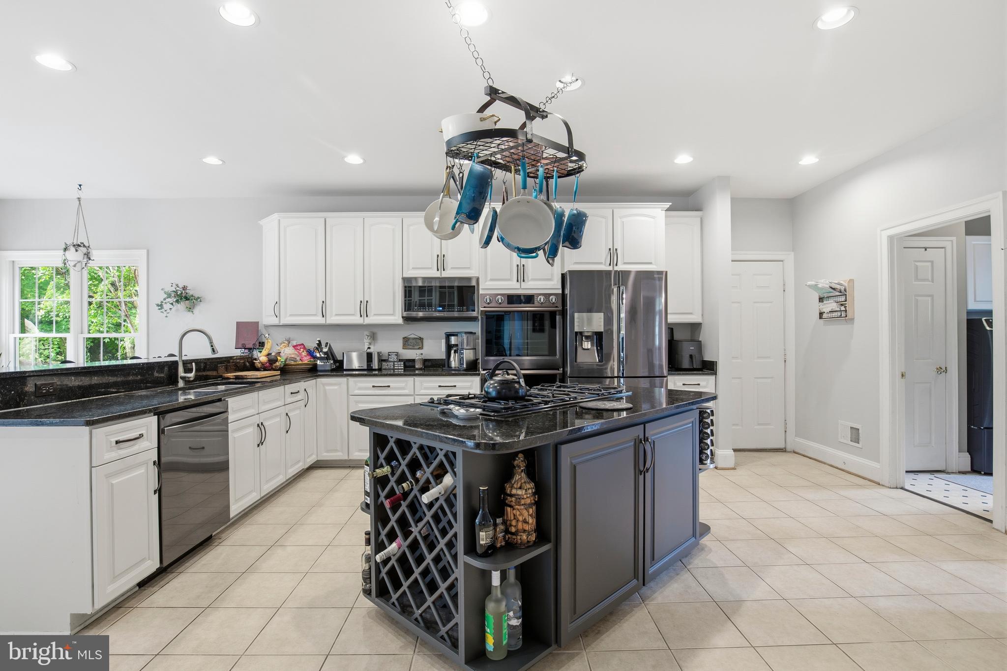 5528 ROAN CHAPEL DRIVE