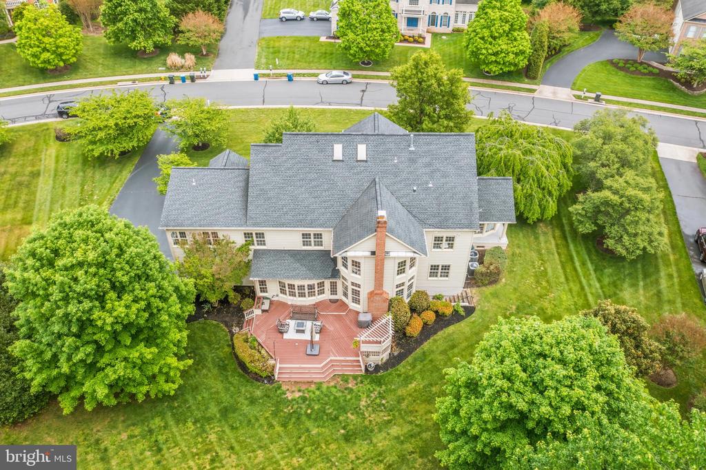 5528 ROAN CHAPEL DRIVE