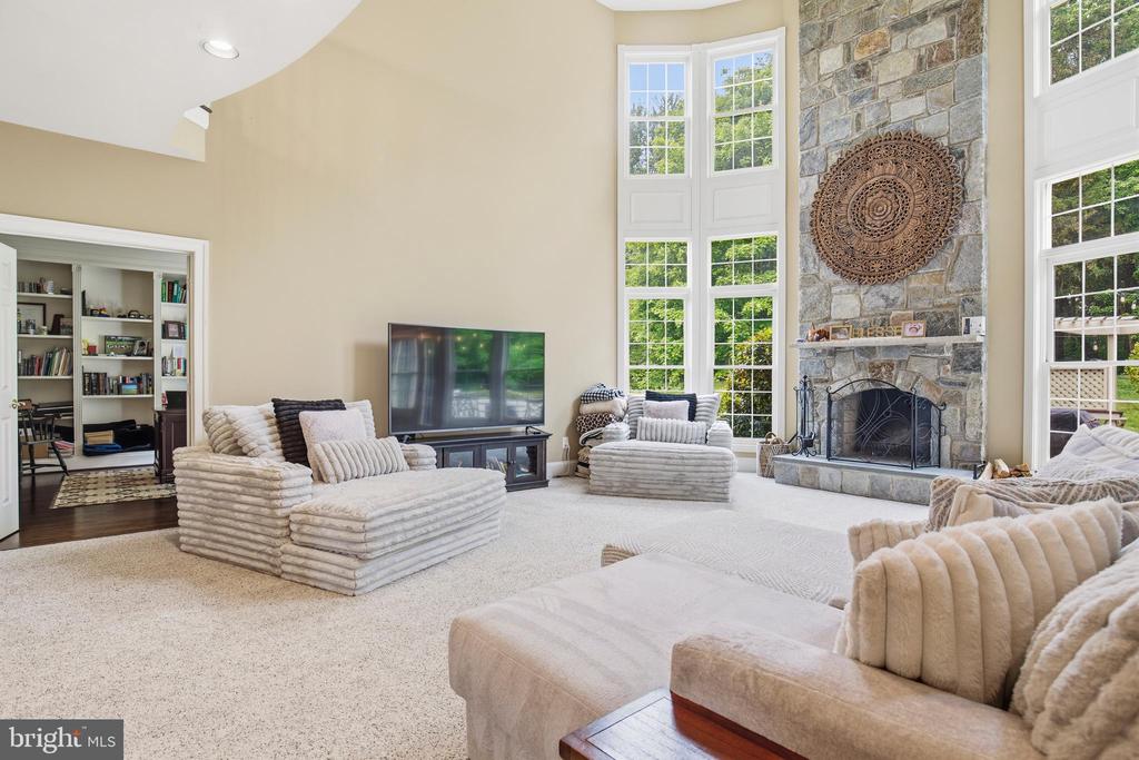 5528 ROAN CHAPEL DRIVE