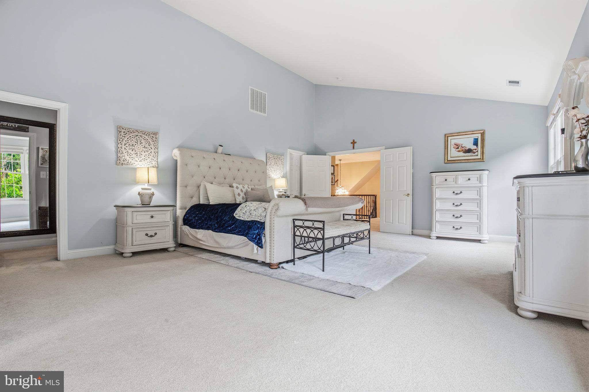 5528 ROAN CHAPEL DRIVE