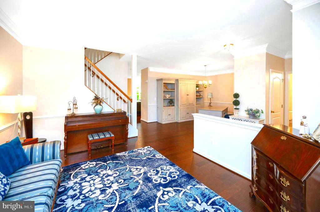 15829 FOURMILE CREEK COURT