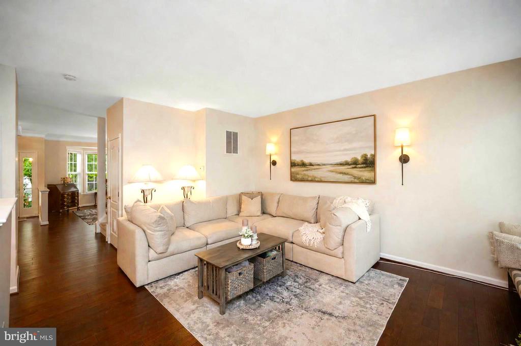 15829 FOURMILE CREEK COURT