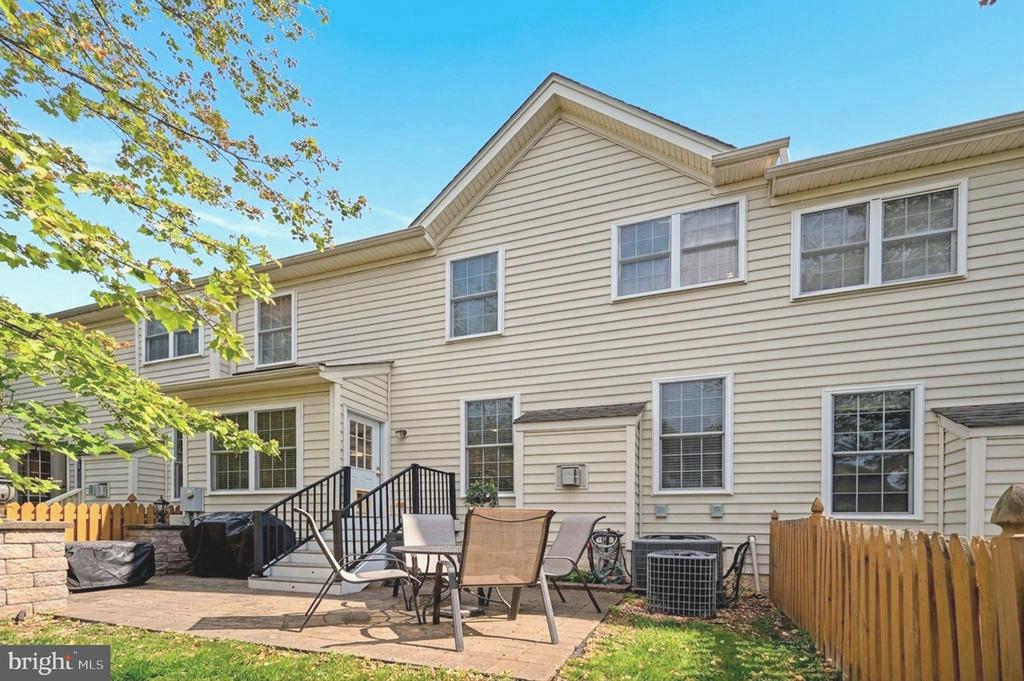 15829 FOURMILE CREEK COURT