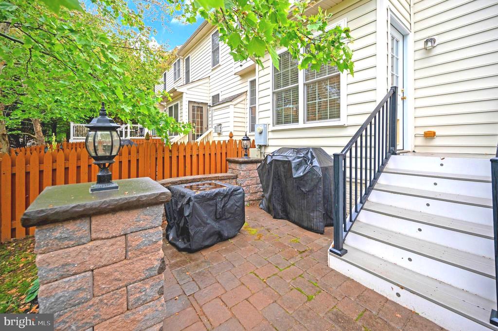 15829 FOURMILE CREEK COURT