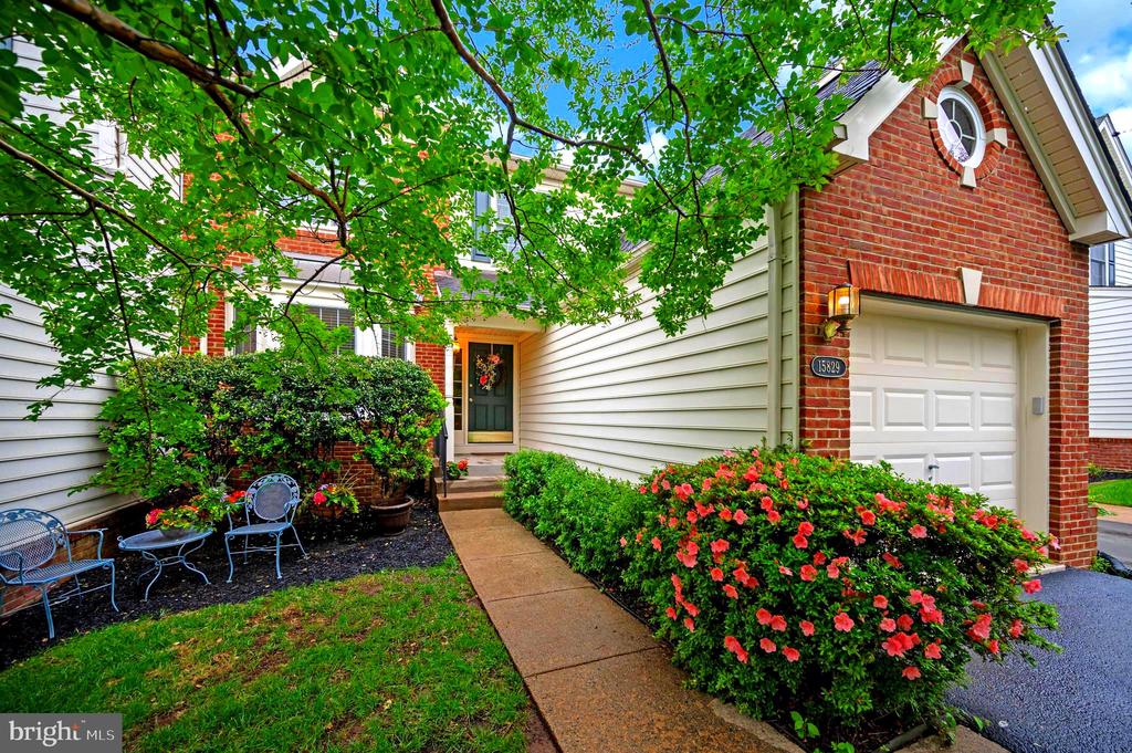15829 FOURMILE CREEK COURT