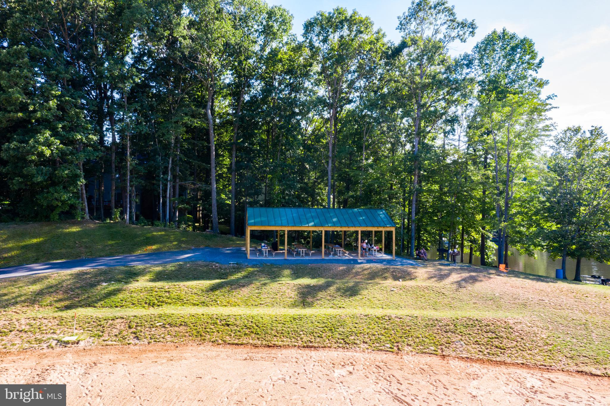 15418 SKYLINE DRIVE