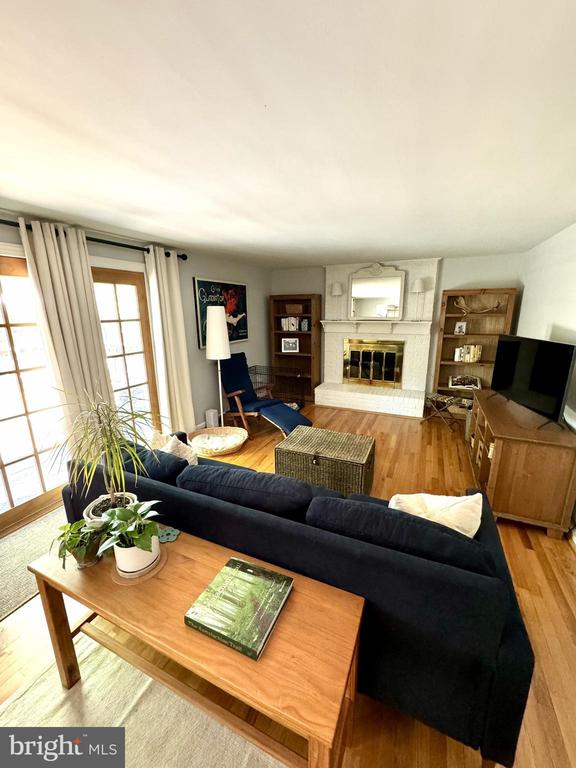 15418 SKYLINE DRIVE