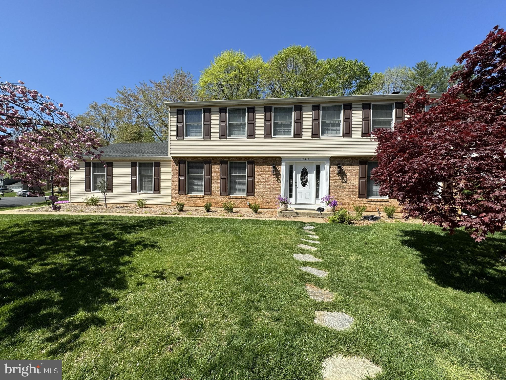 15418 SKYLINE DRIVE
