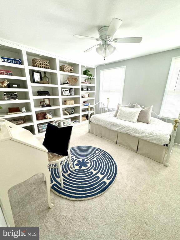 15418 SKYLINE DRIVE