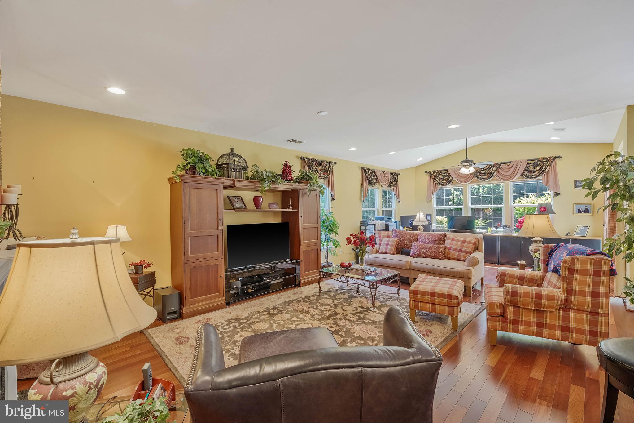 17253 FOUR SEASONS DRIVE