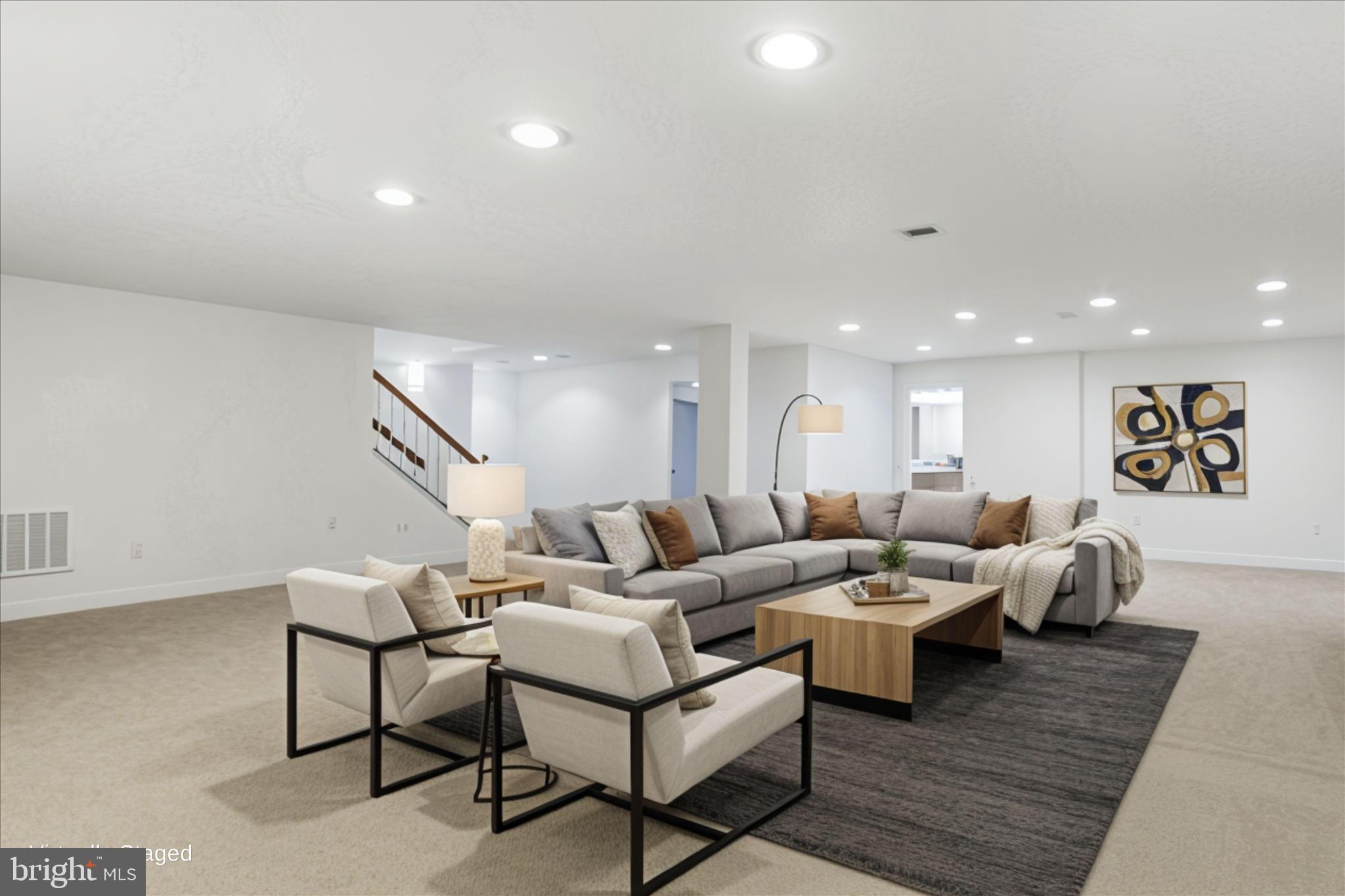 8277 ROXBOROUGH LOOP