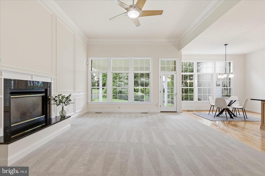 8277 ROXBOROUGH LOOP