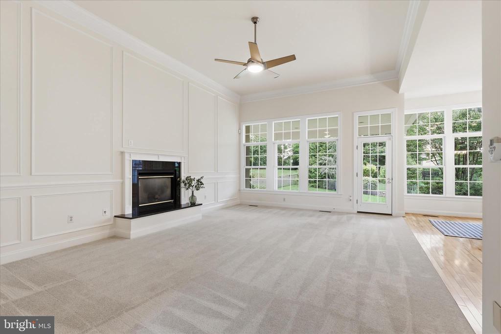 8277 ROXBOROUGH LOOP