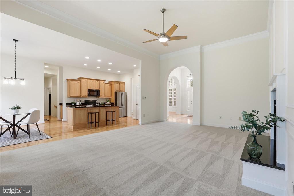 8277 ROXBOROUGH LOOP