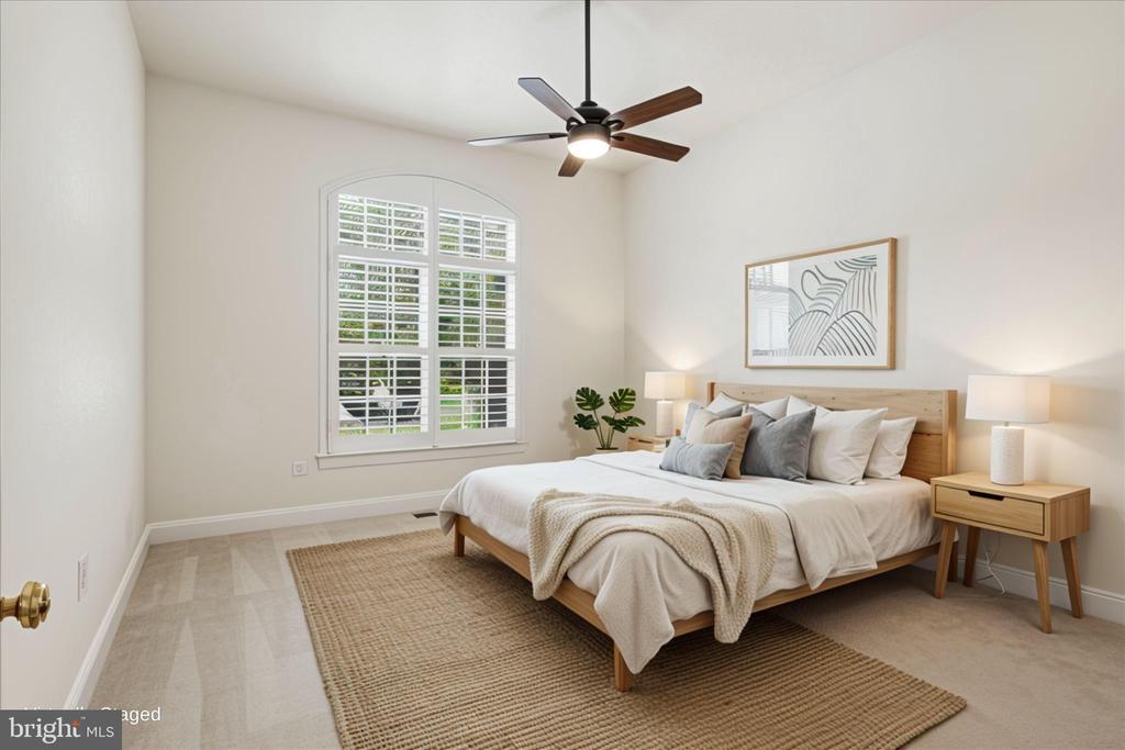 8277 ROXBOROUGH LOOP