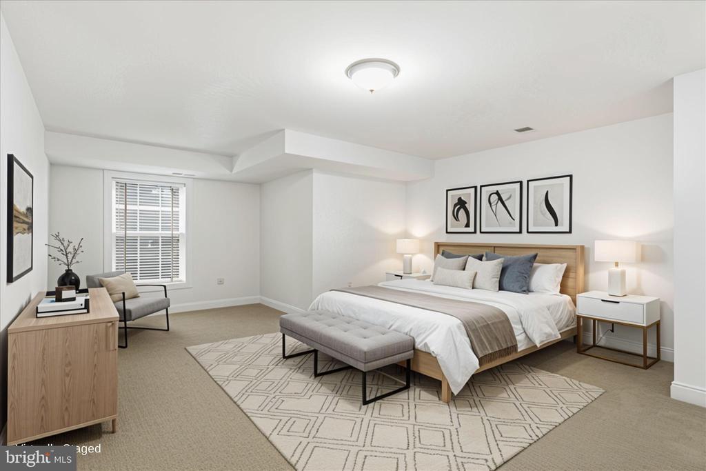 8277 ROXBOROUGH LOOP