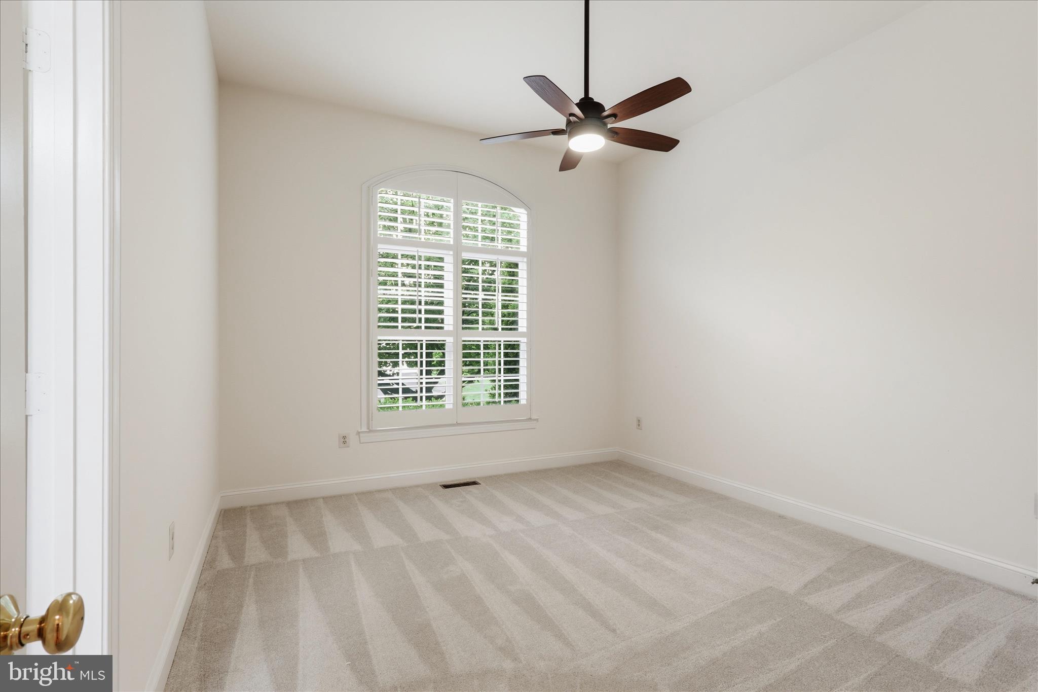 8277 ROXBOROUGH LOOP
