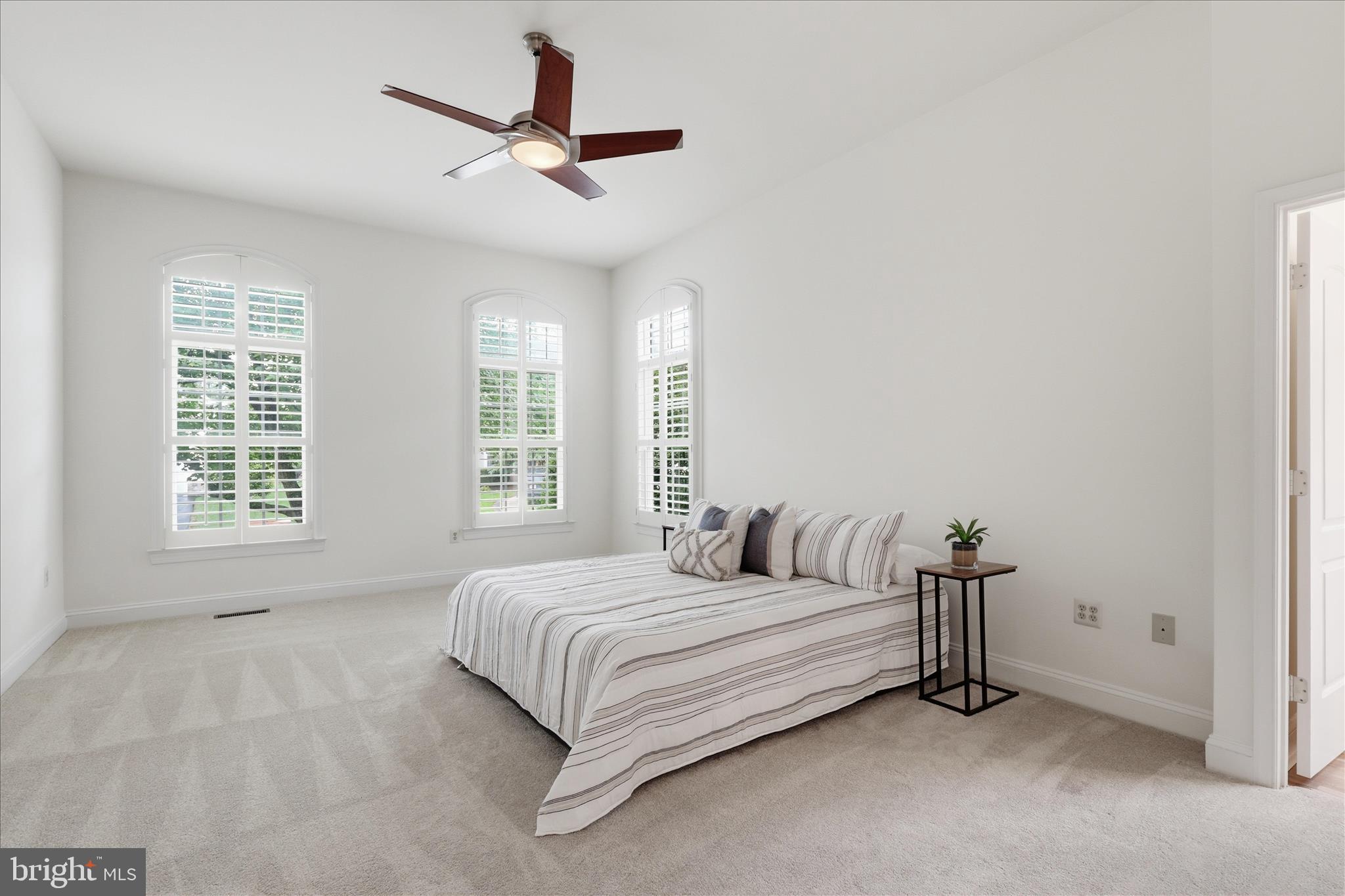 8277 ROXBOROUGH LOOP