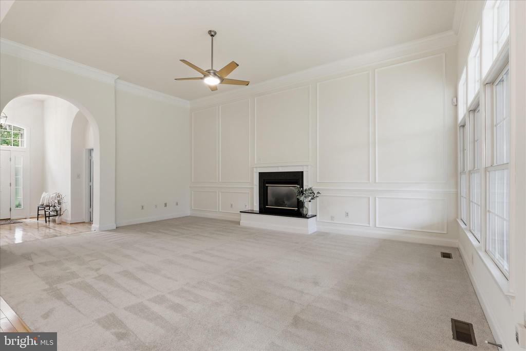 8277 ROXBOROUGH LOOP