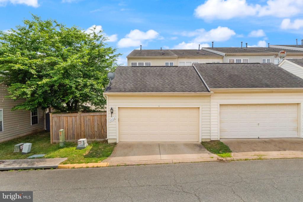 2722 WAKEWATER WAY