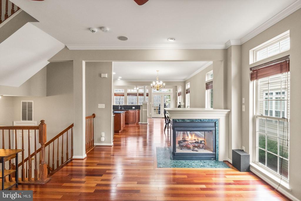 2722 WAKEWATER WAY