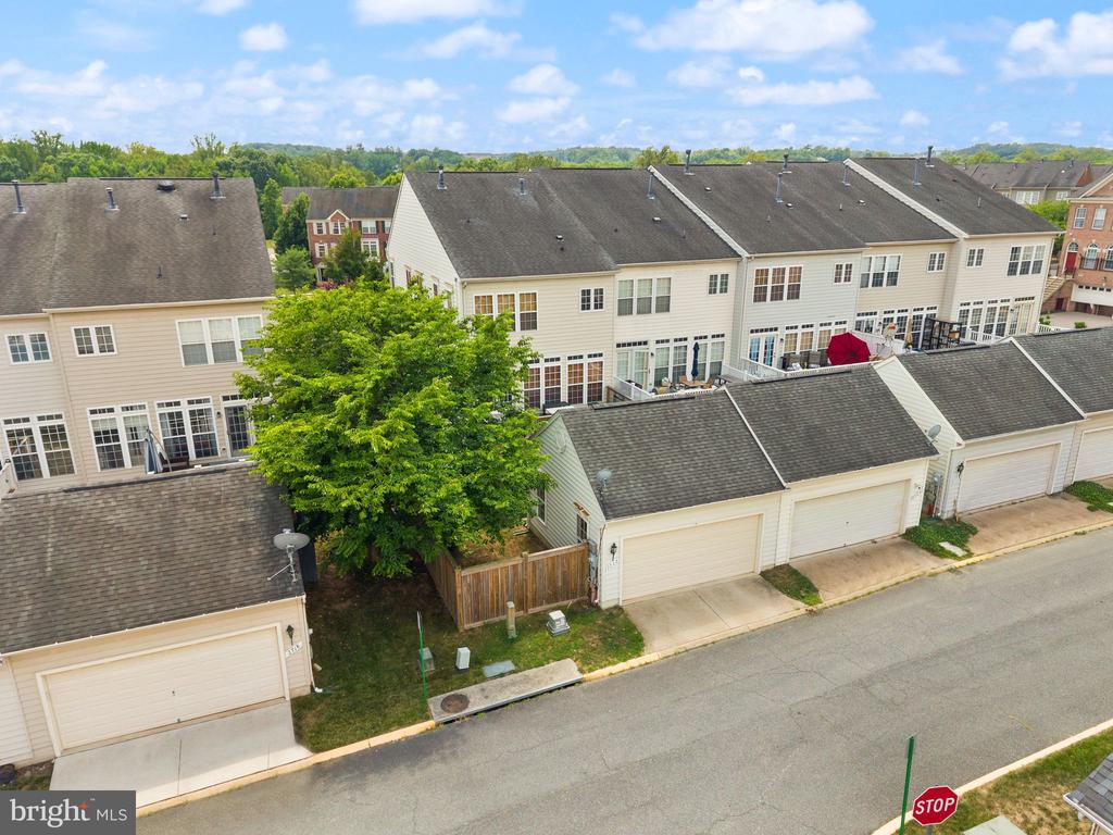 2722 WAKEWATER WAY