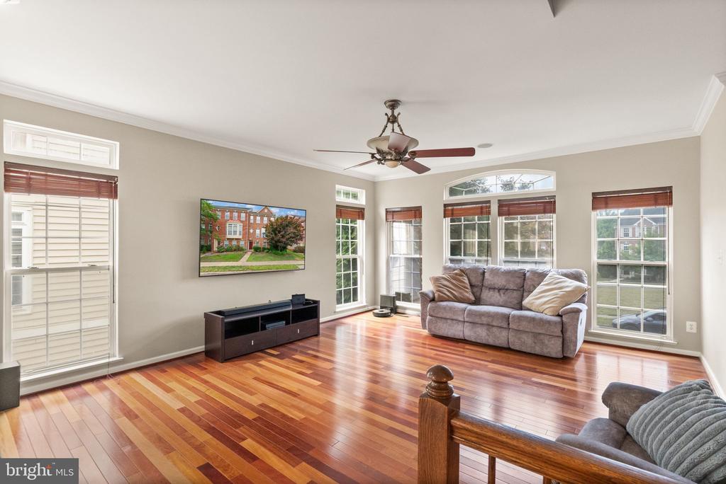 2722 WAKEWATER WAY